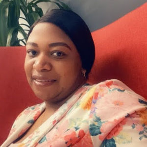 Meet your Posher, Yetunde